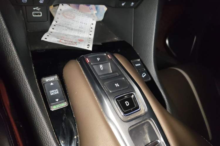 Used Honda UR-V 2023 370TURBO Four-Wheel Drive Prestige Edition Gear Lever