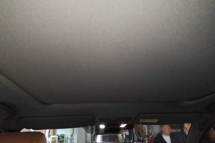 Used Honda UR-V 2023 370TURBO Four-Wheel Drive Luxury Edition Headliner