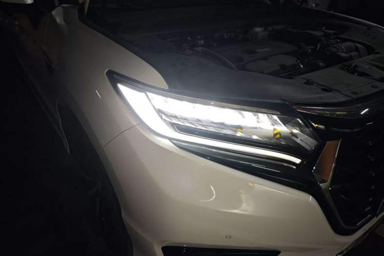 Used Honda UR-V 2023 370TURBO Four-Wheel Drive Luxury Edition Right Front Headlight