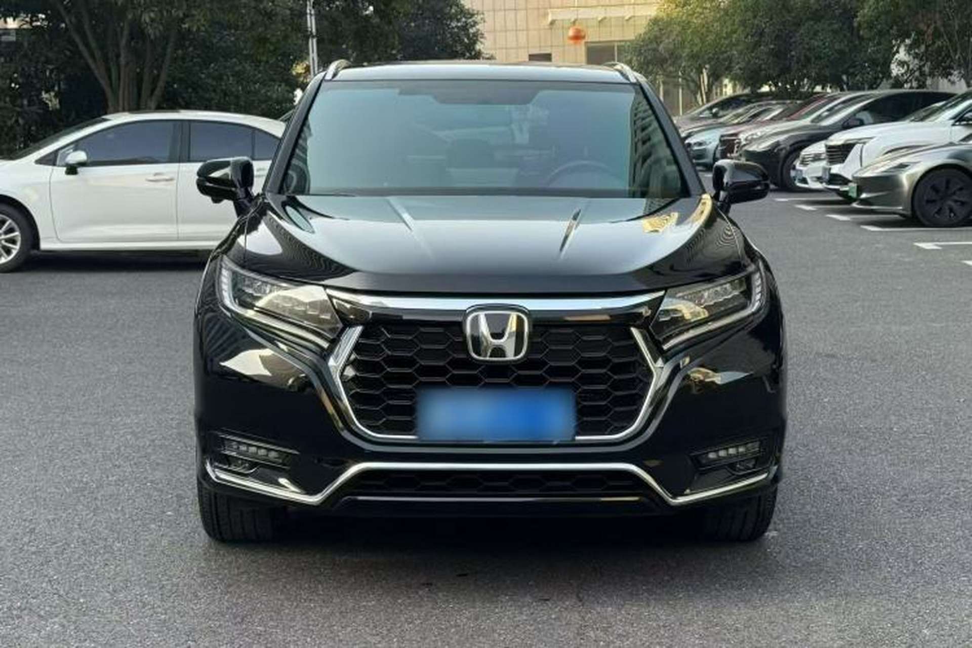Used Honda UR-V 2024 370TURBO Two-Wheel-Drive Luxury Edition Exterior 2