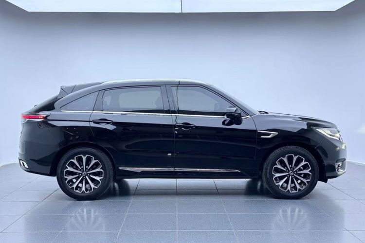 Used Honda UR-V 2024 370TURBO Two-Wheel-Drive Luxury Edition Exterior 6