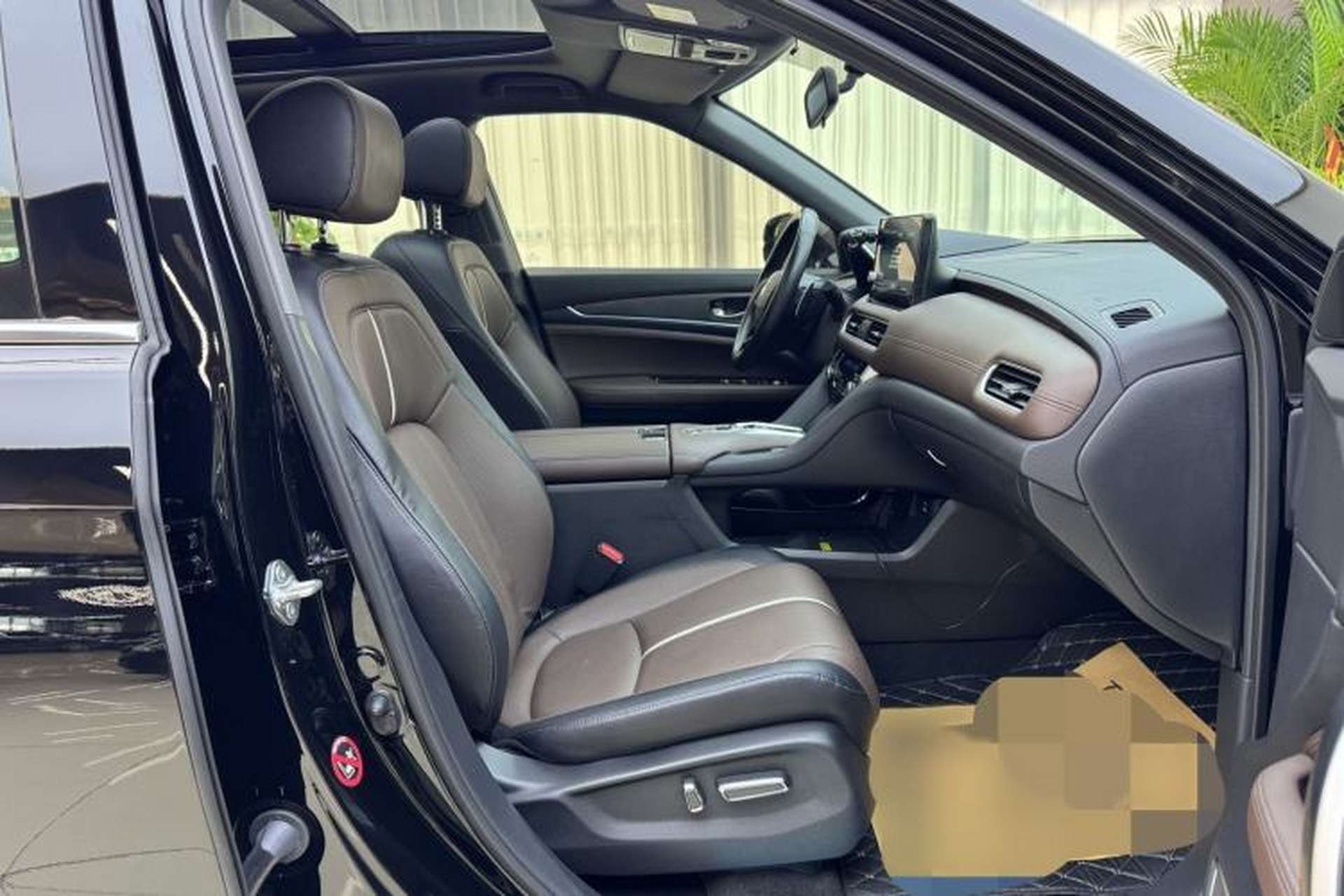 Used Honda UR-V 2024 370TURBO Two-Wheel-Drive Luxury Edition Interior 4