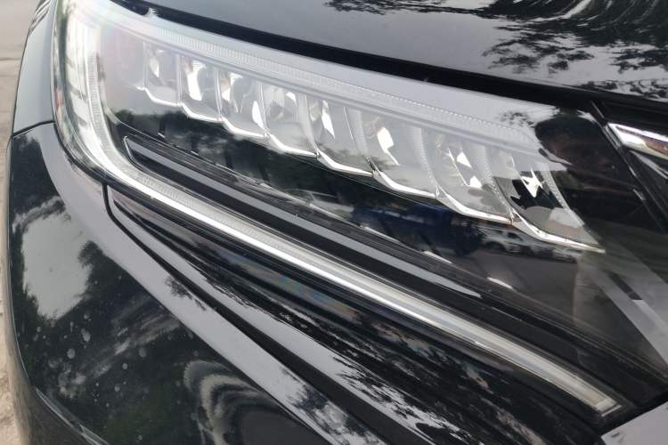 Used Honda UR-V 2024 370TURBO Two-Wheel-Drive Luxury Edition Right Front Headlight