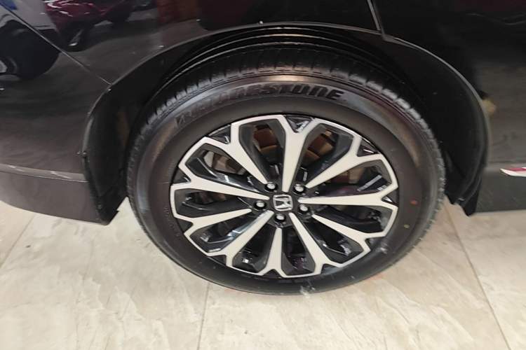 Used Honda UR-V 2024 370TURBO Two-Wheel-Drive Luxury Edition Right Rear Wheel Hub