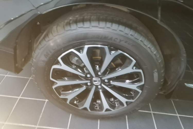 Used Honda UR-V 2024 370TURBO Four-Wheel Drive Deluxe Edition Right Rear Wheel Hub