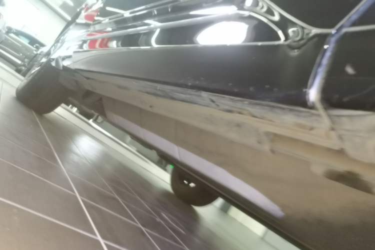 Used Honda UR-V 2024 370TURBO Four-Wheel Drive Deluxe Edition Right Side Sill