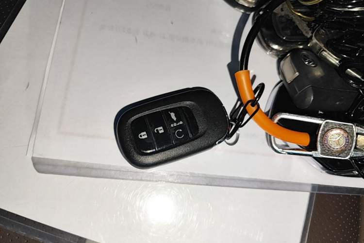 Used Honda UR-V 2024 370TURBO Two-Wheel-Drive Luxury Edition Vehicle Key
