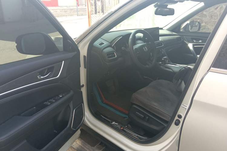 Used Honda UR-V 2024 240TURBO Two-Wheel-Drive Zhijing Edition Driver Seat