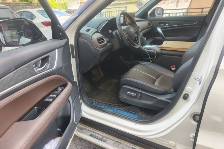 Used Honda UR-V 2024 370TURBO Two-Wheel-Drive Luxury Edition Driver Seat