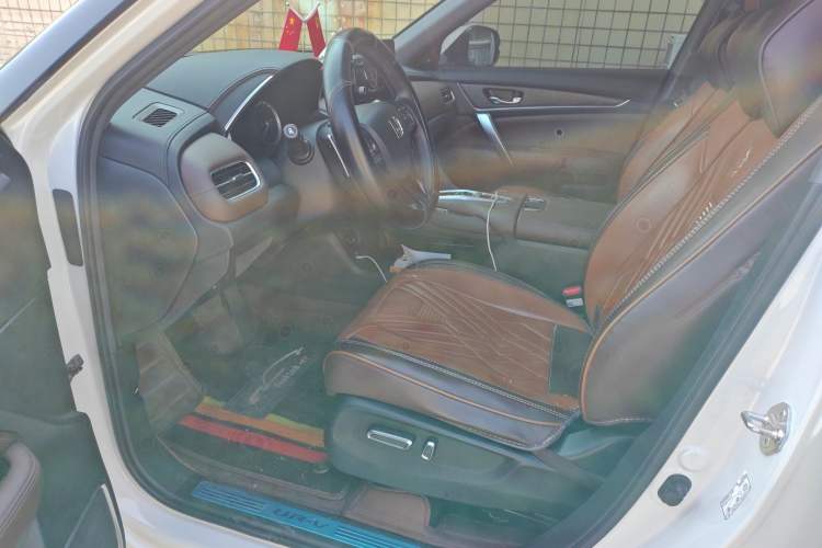 Used Honda UR-V 2024 370TURBO Two-Wheel-Drive Luxury Edition Left Front Seat