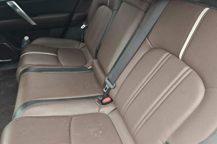 Used Honda UR-V 2024 370TURBO Two-Wheel-Drive Luxury Edition Left Rear Seat