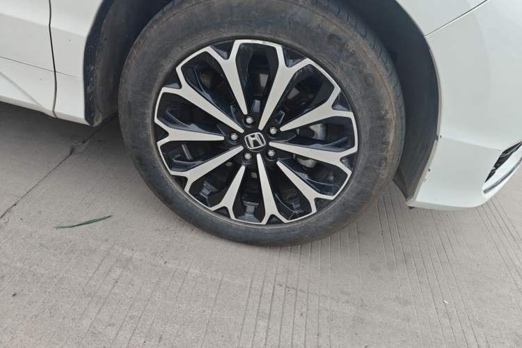 Used Honda UR-V 2024 370TURBO Two-Wheel-Drive Luxury Edition Right Front Wheel Hub