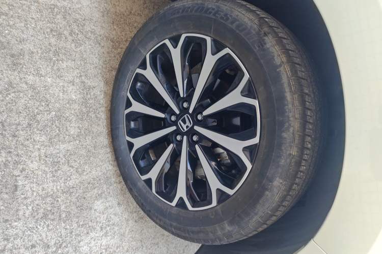 Used Honda UR-V 2024 370TURBO Two-Wheel-Drive Luxury Edition Right Front Wheel Hub