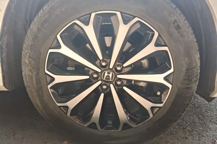 Used Honda UR-V 2024 370TURBO Two-Wheel-Drive Luxury Edition Right Front Wheel Hub