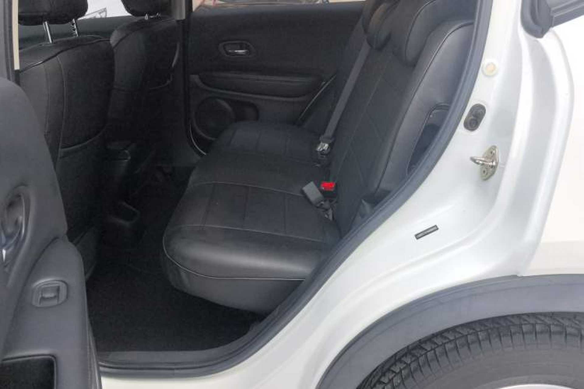 Used Honda Vezel 2015 1.5L manual two-wheel drive Comfort trim level Left Rear Seat