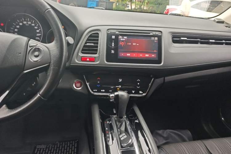 Used Honda Vezel 2015 1.8L CVT 2WD Luxury Model Audio And AC Panel