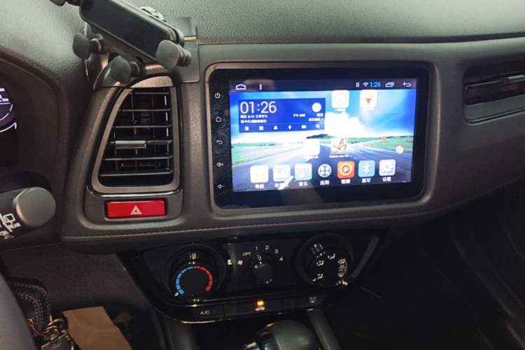 Used Honda Vezel 2015 1.5L CVT two-wheel drive Comfort trim Audio And AC Panel
