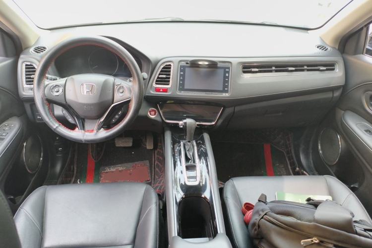 Used Honda Vezel 2015 1.8L CVT Four-Wheel Drive Flagship Model Center Console