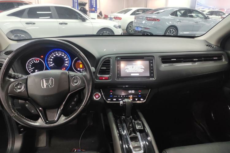 Used Honda Vezel 2015 1.8L CVT Four-Wheel Drive Flagship Model Center Console
