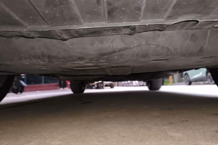 Used Honda Vezel 2015 1.8L CVT 2WD Luxury Model Chassis Front