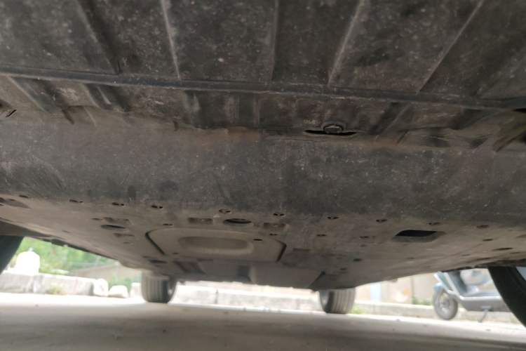 Used Honda Vezel 2015 1.8L CVT 2WD Luxury Model Chassis Front