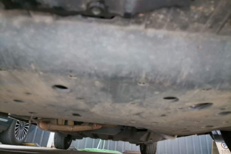 Used Honda Vezel 2015 1.5L CVT two-wheel drive Comfort trim Chassis Front