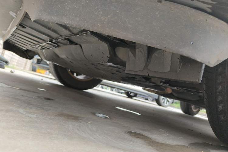 Used Honda Vezel 2015 1.5L manual two-wheel drive Comfort trim level Chassis Front Left