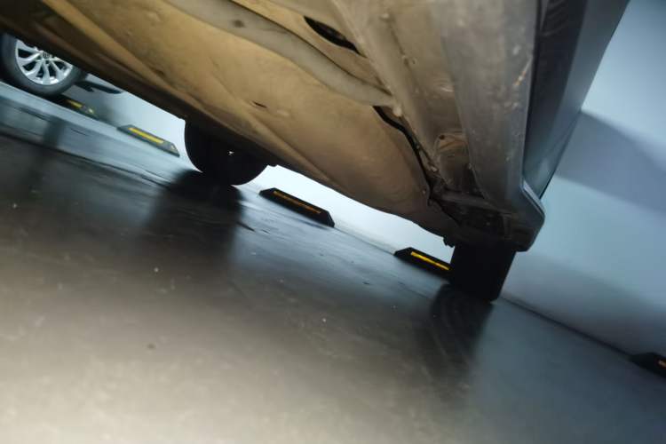 Used Honda Vezel 2015 1.8L CVT 2WD Luxury Model Chassis Front Left