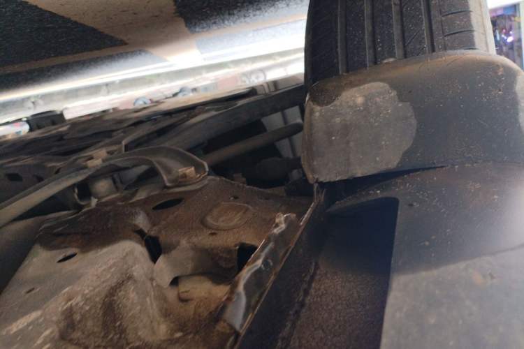 Used Honda Vezel 2015 1.8L CVT 2WD Elite Model Chassis Front Left
