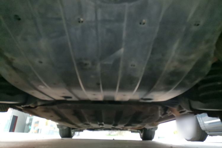 Used Honda Vezel 2015 1.5L CVT two-wheel drive Comfort trim Chassis Rear