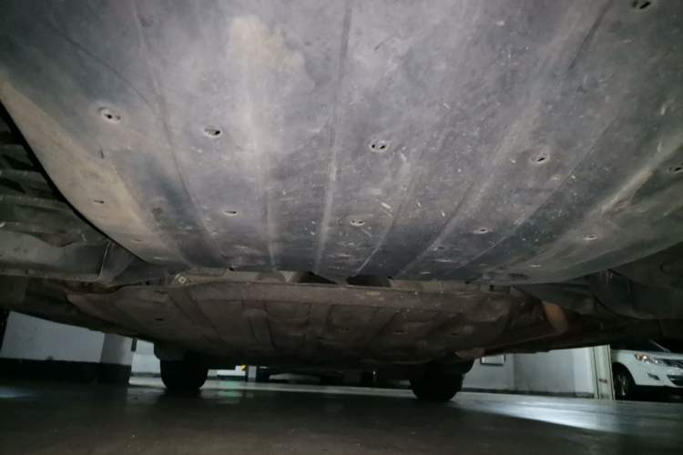 Used Honda Vezel 2015 1.5L CVT two-wheel drive Comfort trim Chassis Rear