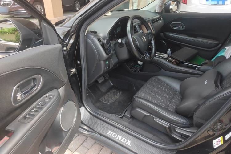 Used Honda Vezel 2015 1.8L CVT 2WD Luxury Model Driver Seat