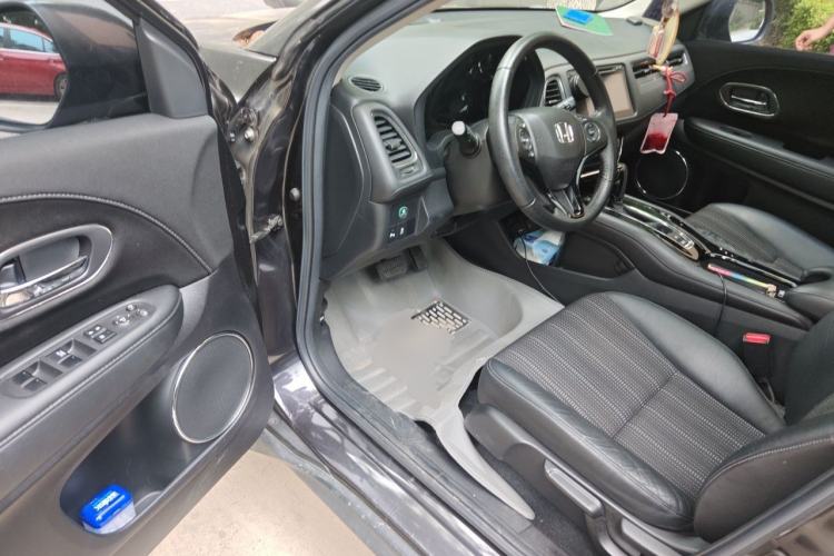 Used Honda Vezel 2015 1.8L CVT 2WD Luxury Model Driver Seat