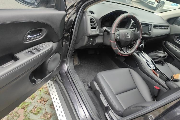 Used Honda Vezel 2015 1.5L CVT two-wheel drive Comfort trim Driver Seat