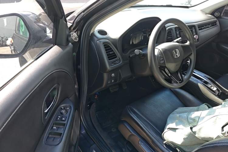 Used Honda Vezel 2015 1.8L CVT 2WD Elite Model Driver Seat