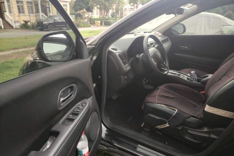 Used Honda Vezel 2015 1.8L CVT 2WD Elite Model Driver Seat