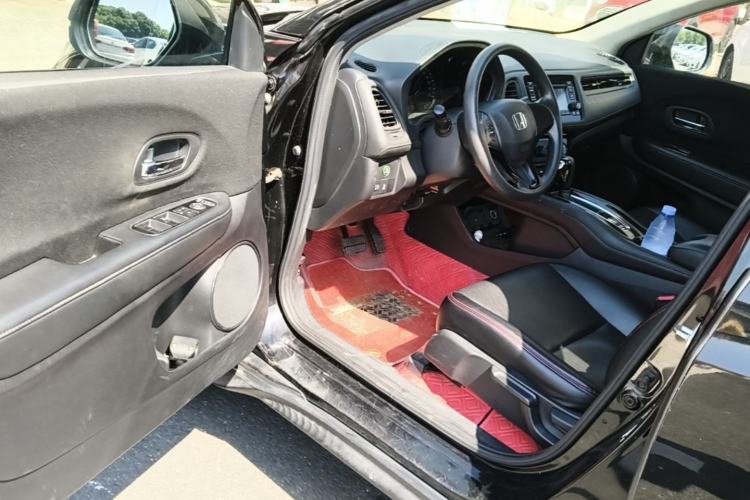 Used Honda Vezel 2015 1.5L CVT two-wheel drive Comfort trim Driver Seat