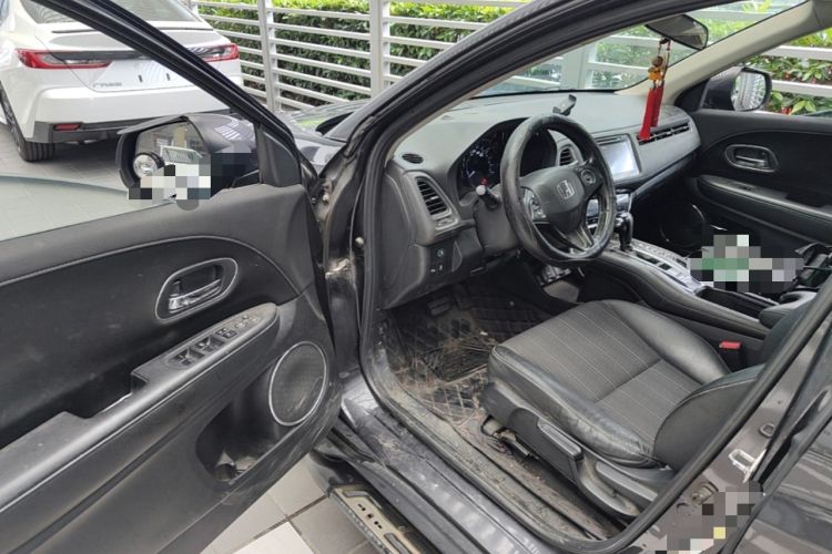 Used Honda Vezel 2015 1.8L CVT 2WD Luxury Model Driver Seat