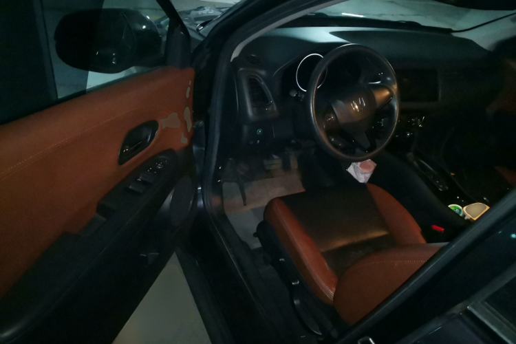 Used Honda Vezel 2015 1.5L CVT two-wheel drive Comfort trim Driver Seat