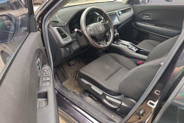 Used Honda Vezel 2015 1.5L CVT two-wheel drive Comfort trim Driver Seat
