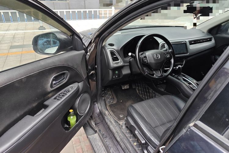 Used Honda Vezel 2015 1.8L CVT 2WD Luxury Model Driver Seat