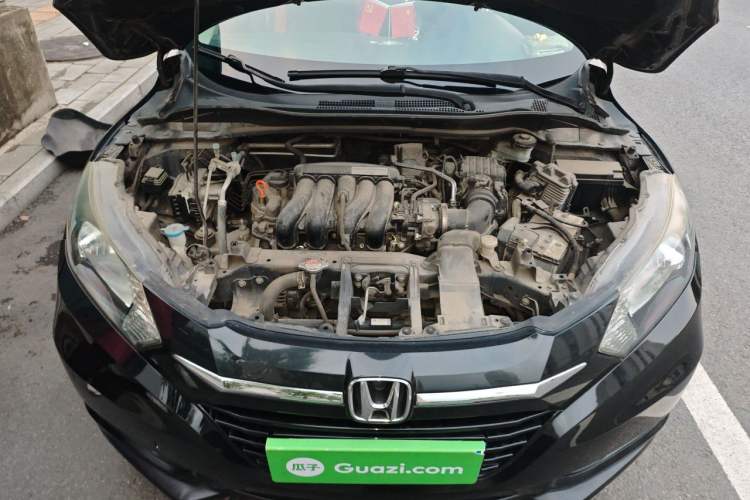 Used Honda Vezel 2015 1.5L CVT two-wheel drive Comfort trim Engine Bay