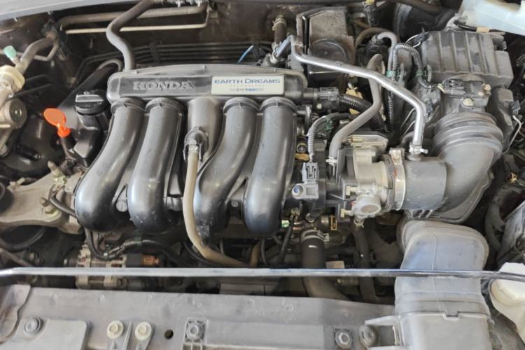 Used Honda Vezel 2015 1.5L CVT two-wheel drive Comfort trim Engine Bay