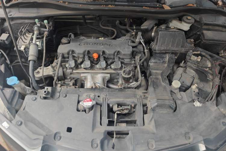 Used Honda Vezel 2015 1.8L CVT 2WD Luxury Model Engine Bay