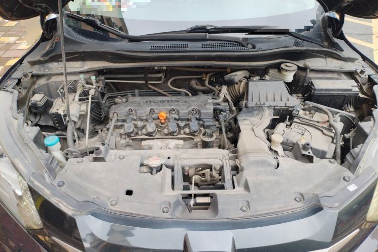 Used Honda Vezel 2015 1.8L CVT 2WD Elite Model Engine Bay