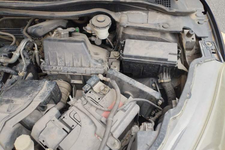 Used Honda Vezel 2015 1.8L CVT 2WD Elite Model Engine Bay Left
