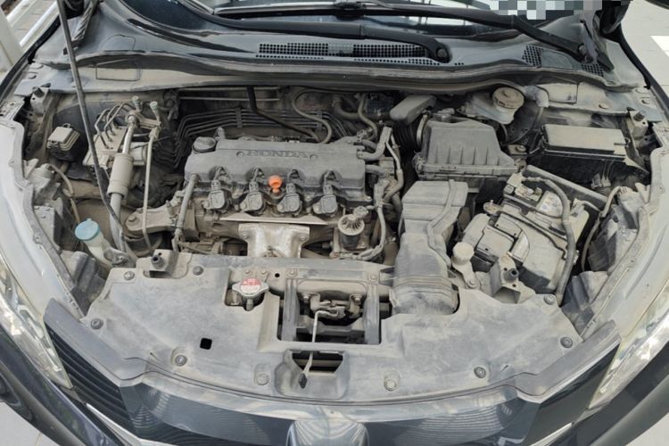 Used Honda Vezel 2015 1.8L CVT 2WD Luxury Model Engine Bay