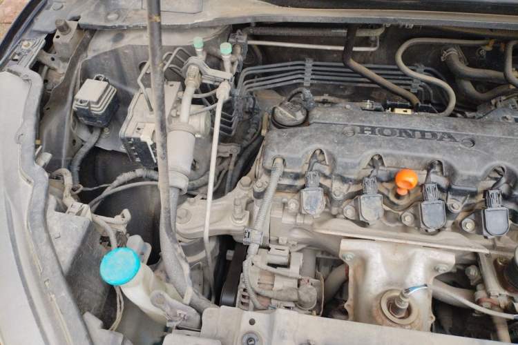 Used Honda Vezel 2015 1.8L CVT 2WD Elite Model Engine Bay Right