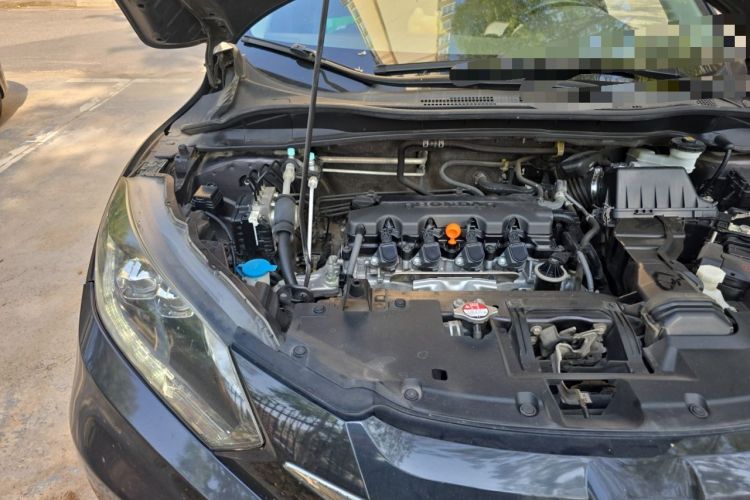 Used Honda Vezel 2015 1.8L CVT 2WD Luxury Model Engine Bay Right