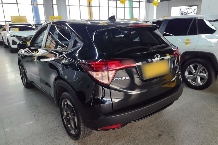 Used Honda Vezel 2015 1.8L CVT 2WD Luxury Model Exterior 2